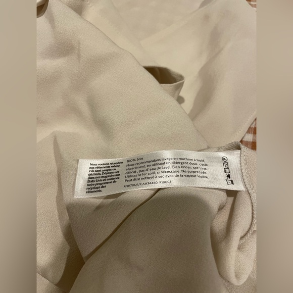 Eileen Fisher Cream Thin Sleeveless Blouse - Picture 4 of 4